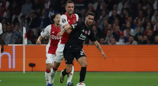 Beşiktaş, UEFA Avrupa Ligi'nde Ajax'a 4-0 yenildi