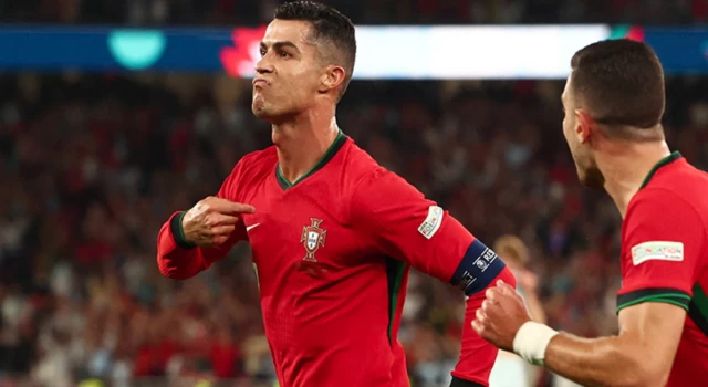 Cristiano Ronaldo toplam 1 milyar takipçiye ulaştı