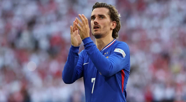 Griezmann henüz 33 yaşında Fransız Milli Takımına veda ediyor