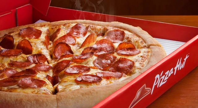 Pizza Hut, borçlarını ödemek için 127 mağazasını satışa çıkarıyor