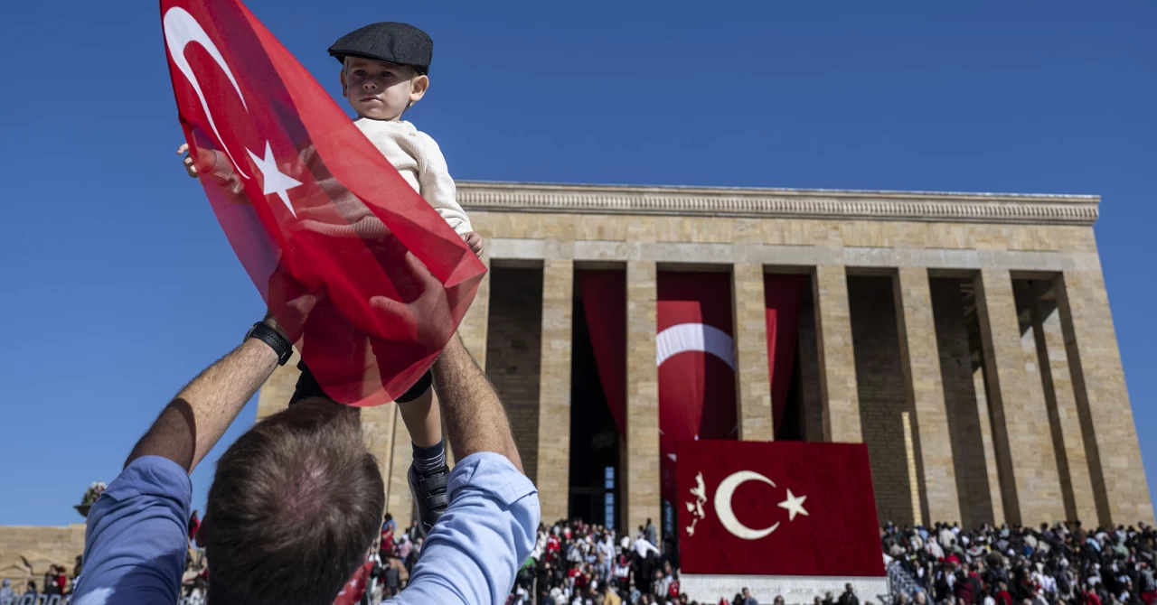 Anıtkabir’e 29 Ekim’de rekor ziyaret: 745 bin kişi Ata’nın huzurunda