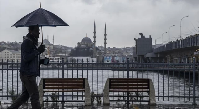 Meteoroloji'den İstanbul için sağanak yağış uyarısı