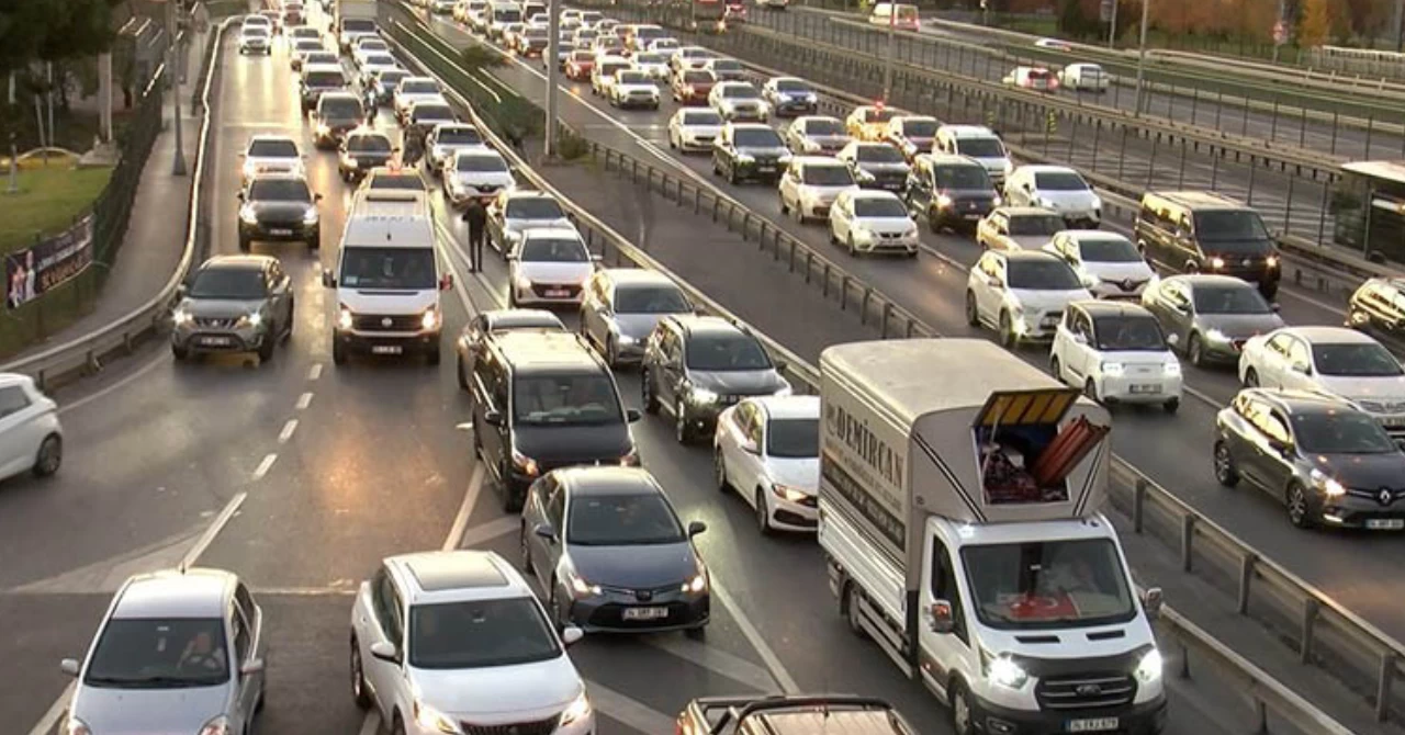 İstanbul'da 'ara tatil' trafiği