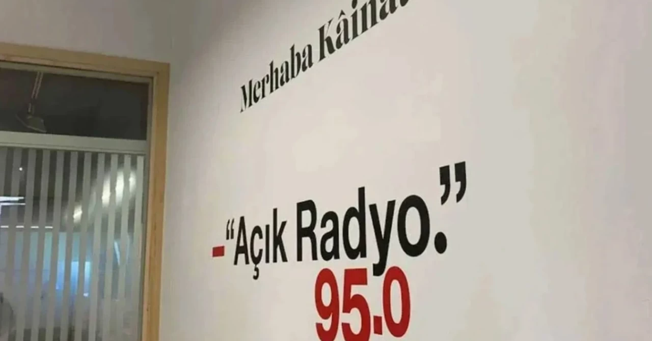 Lisansı iptal edilmişti: Açık Radyo, Apaçık radyo olarak dönüyor