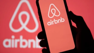 Bakan Mehmet Nuri Ersoy açıkladı: Airbnb düzenlemesi geliyor