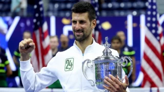 Novak Djokovic 24. grand slam şampiyonluğunu kazandı