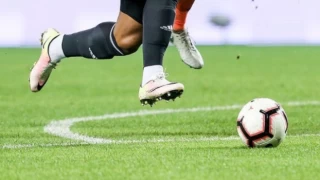 Bir futbolcu 500 bin lira karşılığında maça çıkartılmadı