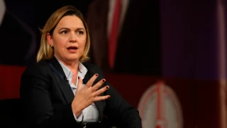 Selin Sayek Böke kimdir? Kaç yaşında ve nereli? Yeni CHP yönetiminde olma ihtimali bulunan Selin Sayek Böke'nin biyografisi