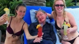 Stephen Hawking hakkında 'reşit olmayan kızlarla grup seks' iddiası