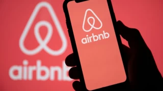 Airbnb daire içi güvenlik kameralarını yasaklıyor