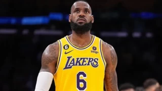 Lebron James'ten tarihi başarı: 40 bin sayı barajını geçti