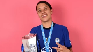 Yıldız futbolcu Sam Kerr'e polis memuruna ırkçı tacizde bulunma ithamı