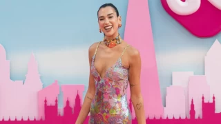 Dua Lipa'dan Gazze çağrısı: Çocukları canlı canlı yakmak asla meşrulaştırılamaz