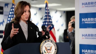 Kamala Harris, Demokrat Parti’den başkan adayı olmak için gereken delege desteğini kazandı