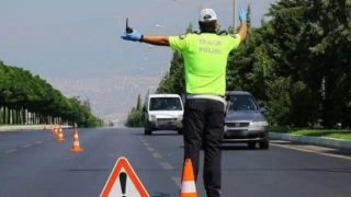 Bir haftada 2 milyona yakın araç denetlendi