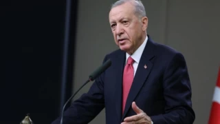 Erdoğan muhalefeti işaret etti: Paris'te milletin parasını har vurup harman savuranlar...