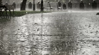 İstanbullular dikkat! Saat verildi: Meteoroloji'den kuvvetli yağış uyarısı