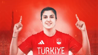 Son olimpiyat şampiyonumuz Busenaz Sürmeneli çeyrek finalde!