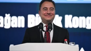 Ali Babacan, yeniden DEVA Partisi Genel Başkanlığı'na seçildi