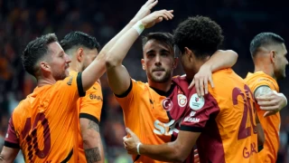 Galatasaray, Alanyaspor'u 1-0 mağlup ederek liderliğini sürdürdü