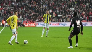 Samsunspor ile Fenerbahçe 2-2 berabere kaldı