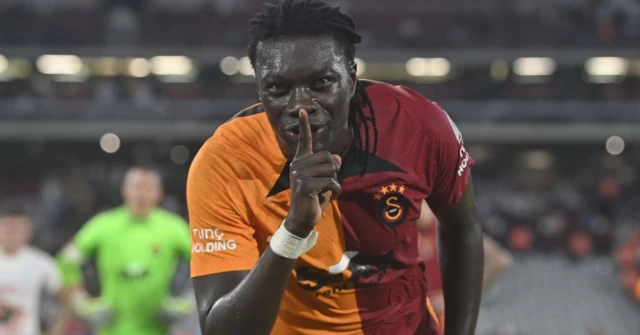 Bafetimbi Gomis futbolu bıraktı