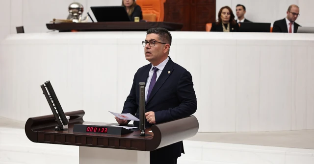 CHP'li Halıcı'dan AK Parti sıralarına: "Okullarda açlıktan bayılan öğrencilerden haberiniz var mı?