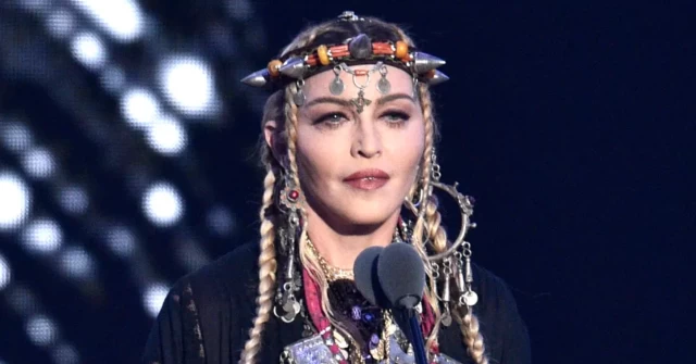 Madonna'dan Trump'a: Tecavüzcü ve yobaz